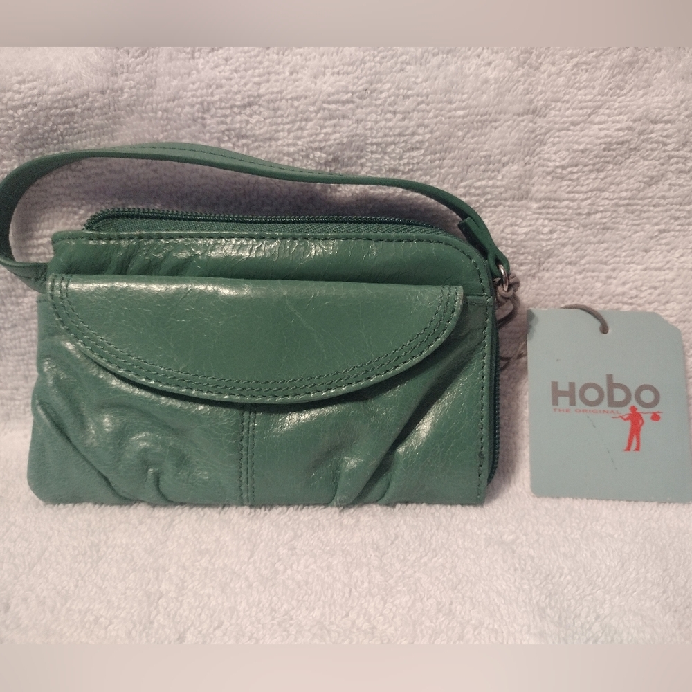 HOBO Jade 100% Leather Coin And Card Purse
